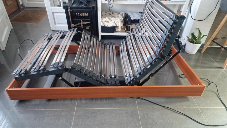 Sommier électrique, Huis en Inrichting, Slaapkamer | Matrassen en Bedbodems, Gebruikt, Bedbodem, Ophalen