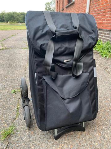Boodschappen trolley  beschikbaar voor biedingen