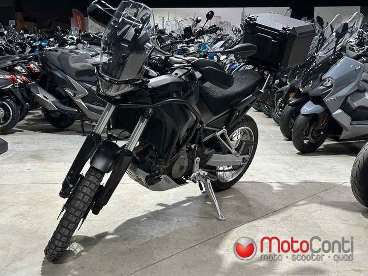 Aprilia Tuareg 660 2025 [8198 km], Motoren, Motoren | Aprilia, Bedrijf, Scooter, meer dan 35 kW, 2 cilinders, Sportuitlaat, Ophalen