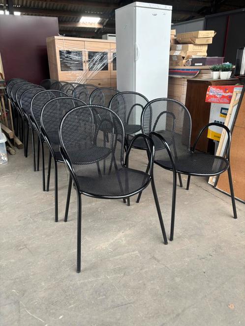 Emu Ronda Armleunstoelen 16 Stuks Nieuw !, Zakelijke goederen, Horeca | Meubilair en Inrichting, Ophalen