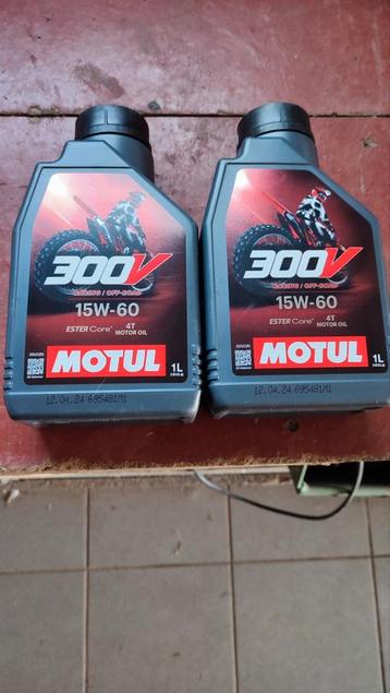 Motul 300v 15w60 ongeopend beschikbaar voor biedingen