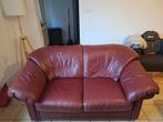 een 2zit en een 3zit rood in een goede staat, Huis en Inrichting, Zetels | Zetels, Ophalen, Zo goed als nieuw