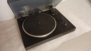 Retro platendraaier van SONY - PL-SX150H. beschikbaar voor biedingen