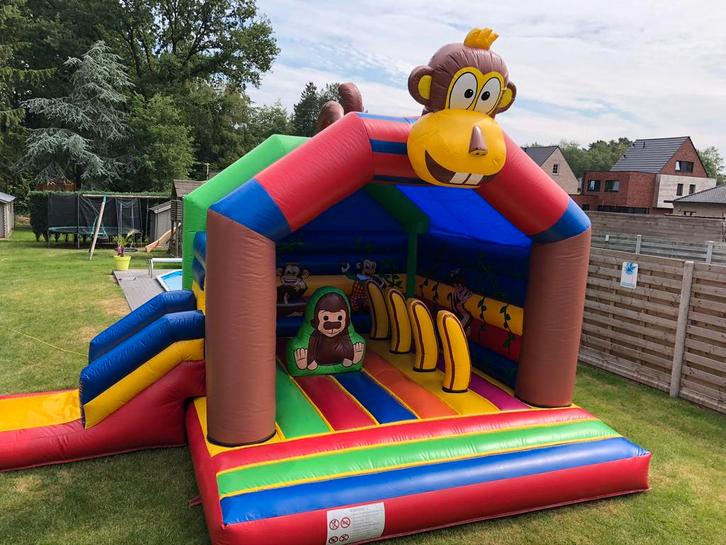 Springkasteel Aap (scheur in het dak), Hobby & Loisirs créatifs, Articles de fête | Location, Utilisé, Enlèvement