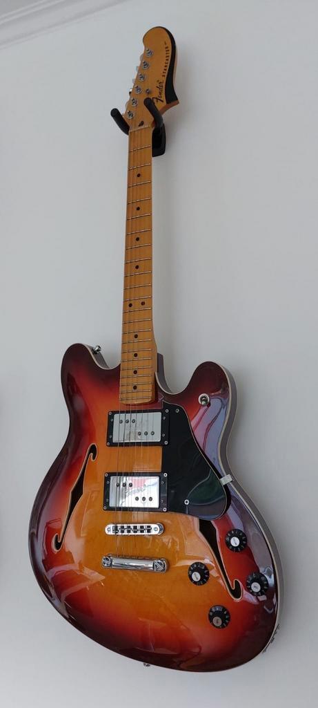 Fender Modern Player Starcaster Aged Cherry Sunburst 2013, Muziek en Instrumenten, Snaarinstrumenten | Gitaren | Elektrisch, Zo goed als nieuw