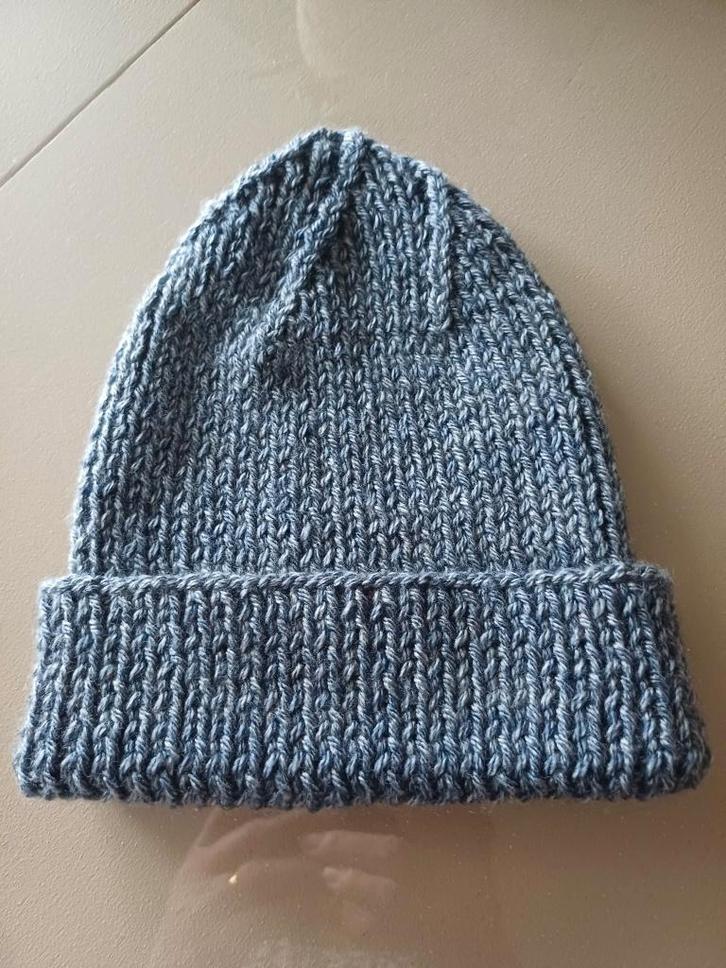 Handgebreide nieuwe muts/beanie dames&heren zie objecten, Kleding | Dames, Mutsen, Sjaals en Handschoenen, Nieuw, Muts, Ophalen