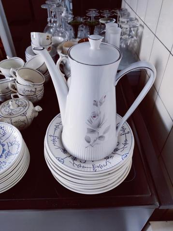 Koffiekan beschikbaar voor biedingen