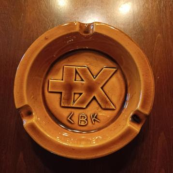 Vintage asbak beschikbaar voor biedingen