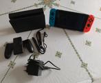 Nintendo Switch V2 rouge/bleu + support manette, Games en Spelcomputers, Ophalen, Zo goed als nieuw