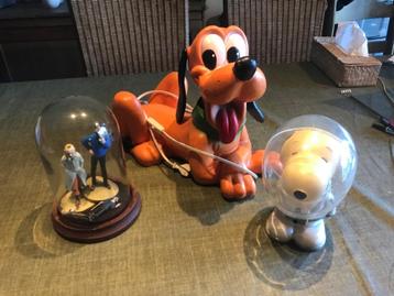 * originele Strip figuren 1968  Pluto lamp , Snoopy spaarpot beschikbaar voor biedingen