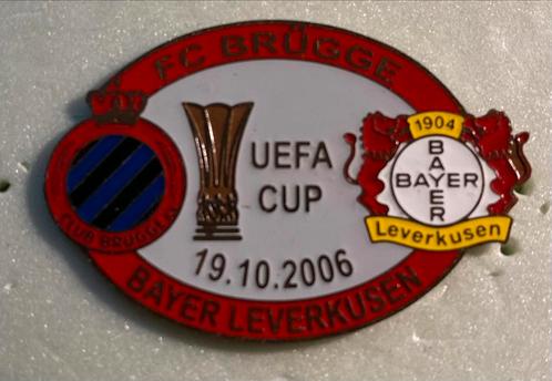 PIN Club Brugge FC BRUGES Bayer Leverkusen, Verzamelen, Speldjes, Pins en Buttons, Zo goed als nieuw, Speldje of Pin, Sport, Ophalen of Verzenden