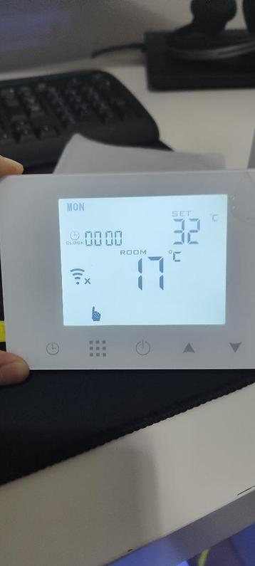 Thermostat d'ambiance sans fil WiFi rechargeable 