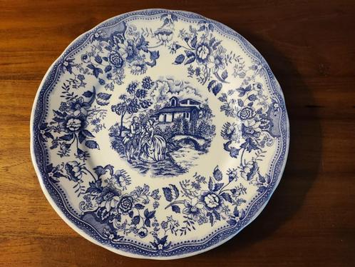 bord underglaze made in Italy patented design, Antiek en Kunst, Antiek | Servies los, Ophalen of Verzenden
