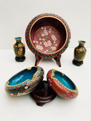 Vases à bol chinois... Cuivre en émail cloisonné 1912-1949