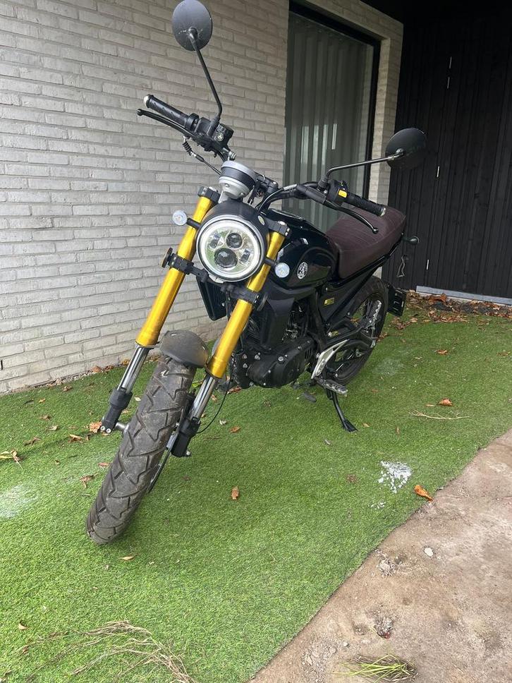 Café Racer 125cc Zwart Euro5, Motoren, Motoren | Overige merken, Particulier, Ophalen
