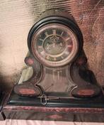 Antieke schouwgarnituur, Ophalen