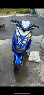 Yamaha aerox, Fietsen en Brommers, Scooters | Yamaha, Ophalen of Verzenden, Zo goed als nieuw, Aerox