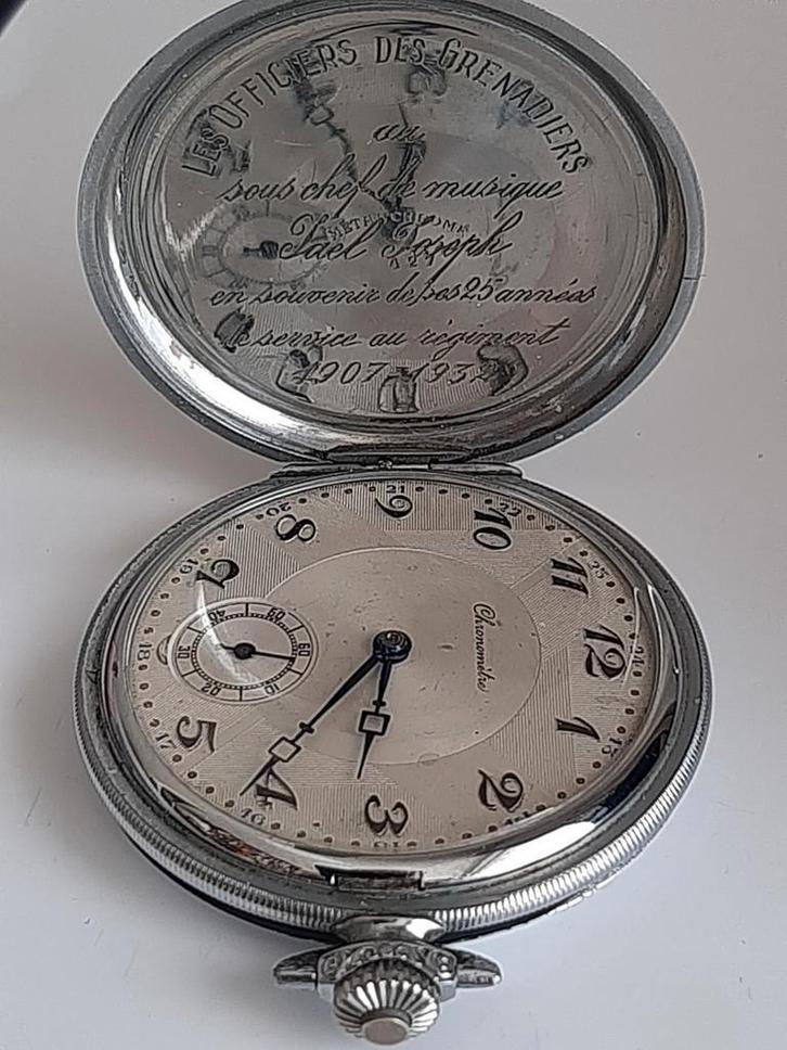 CHRONOMETRE gousset 1932 souvenir des officiers grenadiers, Collections, Objets militaires | Général, Enlèvement ou Envoi