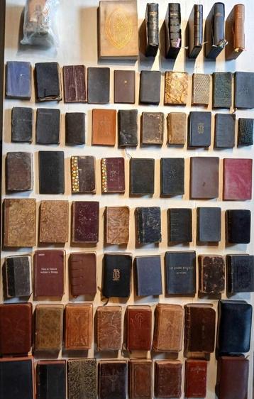 kerk boek, missaal, brevier,  66 exemplaren