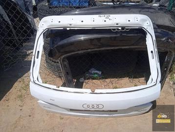 Audi A6 C8 stationwagon achterklep beschikbaar voor biedingen