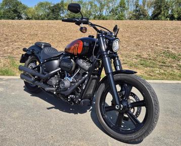HD Street Bob 2022 - 3800 kms - Jekill & Hide - Etat neuf ! beschikbaar voor biedingen