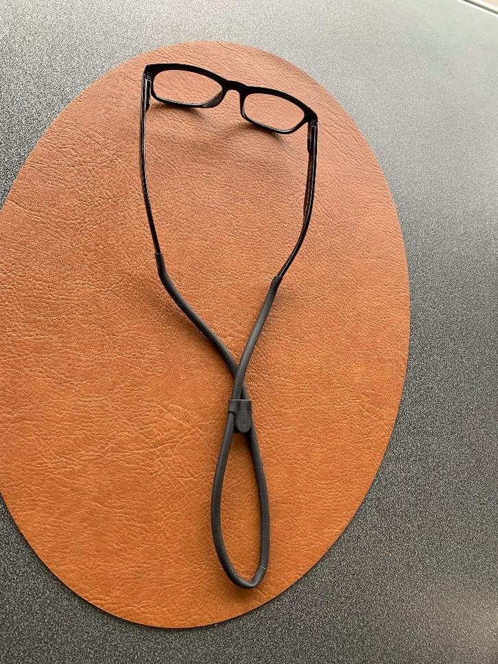 Siliconen brillenbandje, Handtassen en Accessoires, Zonnebrillen en Brillen | Heren, Zo goed als nieuw, Bril, Ophalen of Verzenden