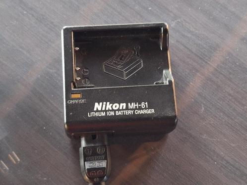 Chargeur NIKON  MH-61, Audio, Tv en Foto, Fotocamera's Digitaal, Gebruikt, Nikon, Ophalen