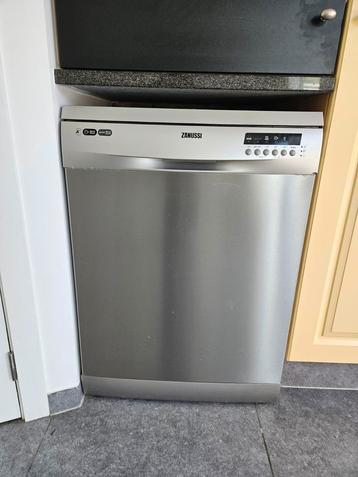 Vaatwas Zanussi Eco A++ beschikbaar voor biedingen