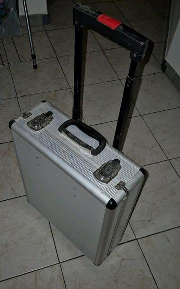Werk koffer Trolley  beschikbaar voor biedingen