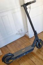 Ninebot g30max scooter met originele oplader van 280 euro, Ophalen of Verzenden, Zo goed als nieuw