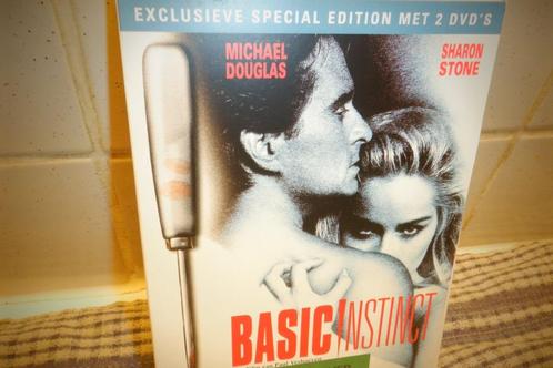 DVD Exclusieve Special Edition 2DVD'S Basic Instinct., Cd's en Dvd's, Dvd's | Thrillers en Misdaad, Zo goed als nieuw, Actiethriller