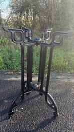 Horeca poot van gietijzer, Ophalen, Gebruikt, Overige materialen