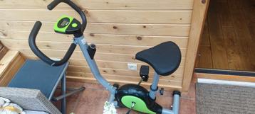 Mooie hometrainer fiets beschikbaar voor biedingen