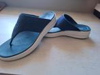 Slippers maat 40, Kleding | Dames, Schoenen, Ophalen of Verzenden, Zo goed als nieuw, Blauw, Slippers