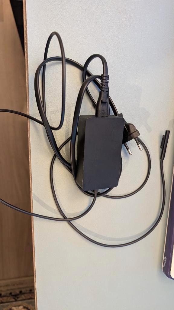 Chargeur Microsoft Surface 65W (Original), Computers en Software, Laptop-opladers, Gebruikt, Ophalen of Verzenden