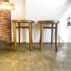 Set van 2 vintage houten krukjes / tabourets / stoeltjes, Antiek en Kunst, Ophalen of Verzenden