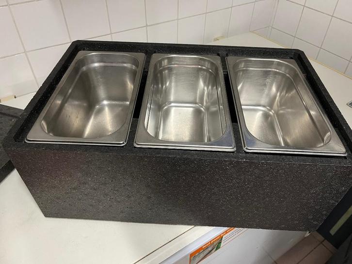 Thermobox nouveau42l pour transporter 3 bacs de 5 l de glace, Articles professionnels, Horeca | Food, Glace, Enlèvement