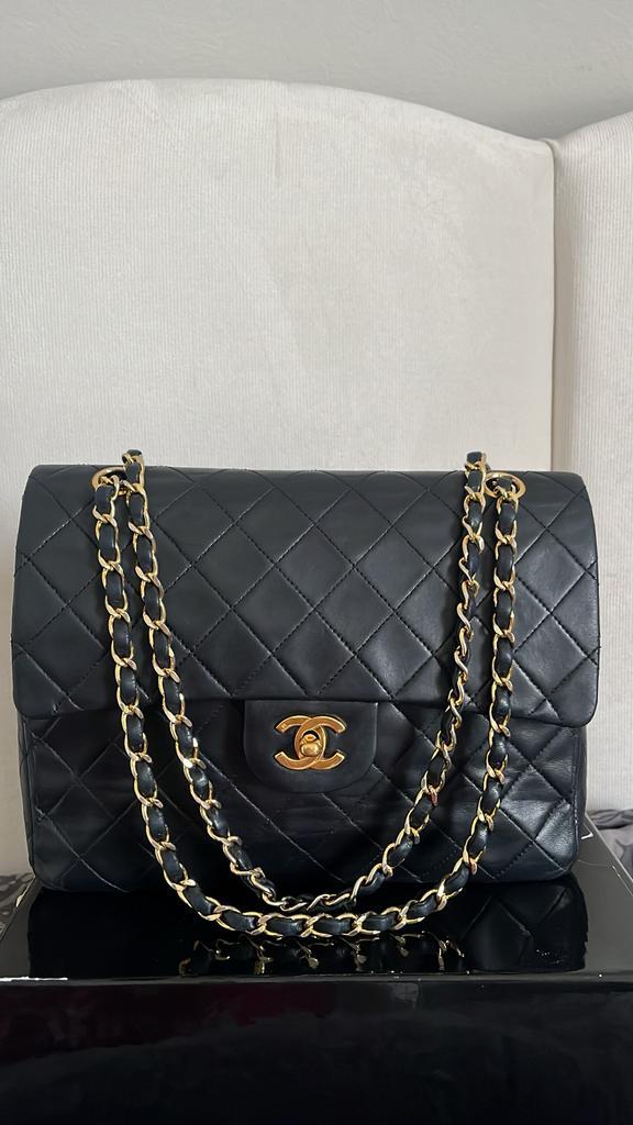 Vintage Chanel Timeless, taille moyenne, Bijoux, Sacs & Beauté, Sacs | Sacs Femme, Noir, Enlèvement