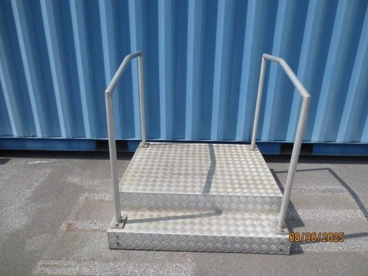 METALEN TRAPPEN, Doe-het-zelf en Bouw, Ladders en Trappen, Gebruikt, Trap, Minder dan 2 meter, Ophalen