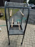 metalen(voliere) vogelkooi op wieltjes – in goede staat, Dieren en Toebehoren, Ophalen, Gebruikt, Vogelkooi