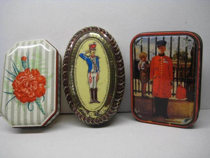 VINTAGE SNOEPBLIKKEN, Verzamelen, Blikken, Ophalen of Verzenden