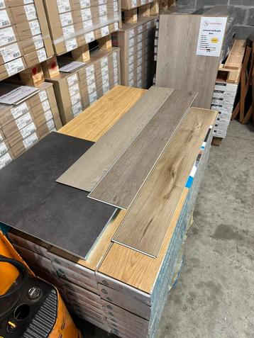 Restpartijen laminaat, pvc en parket vloeren beschikbaar voor biedingen