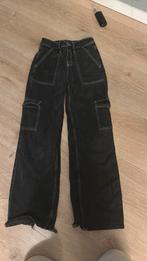 Donkergrijze of zwarte jeans Hollister w23, L31, Vêtements | Femmes, Culottes & Pantalons, Comme neuf, Noir, Taille 34 (XS) ou plus petite