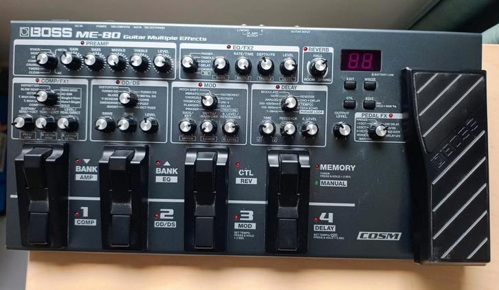 Boss me-80 multi effecten in topconditie, Muziek en Instrumenten, Effecten, Zo goed als nieuw, Ophalen