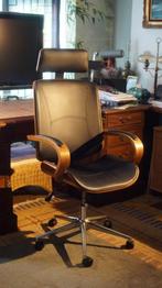 bureau stoel, hout met leder, 5 wieltjes, Huis en Inrichting, Bureaus, Ophalen, In hoogte verstelbaar, Zo goed als nieuw, Bureau