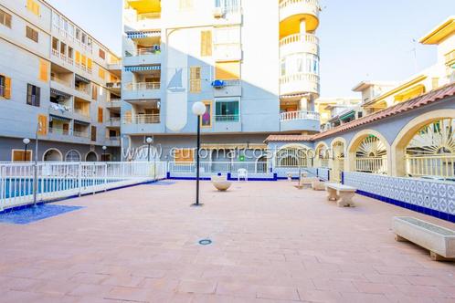 REF.T23634 Penthouse à Torrevieja : confort et qualité de vi, Immo, Buitenland, Spanje, Appartement, Stad
