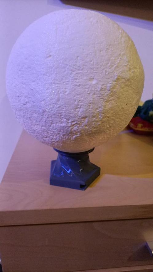 Maan lamp (met LED op batterij, dus draadloos, 30cm hoog), Huis en Inrichting, Lampen | Tafellampen, Nieuw, Minder dan 50 cm, Kunststof