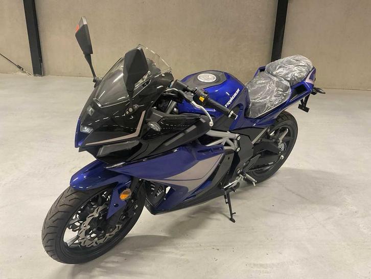 Trmotor Super sport Motorfiets A1 125cc ongebruikt, Motoren, Motoren | Overige merken, Bedrijf, Overig