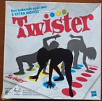 Twister – klassiek partyspel met extra moves, Vijf spelers of meer, Ophalen of Verzenden, Gebruikt, HASBRO