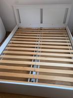 IKEA bedframe SONGESAND (160 x 200 cm) + lattenbodem, Huis en Inrichting, Slaapkamer | Bedden, Ophalen, Zo goed als nieuw, 200 cm